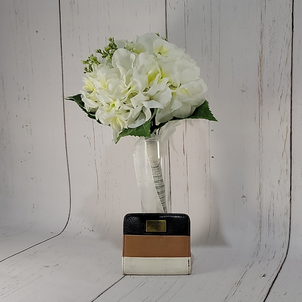 Fossil Mini Bi-Fold Wallet - image 1